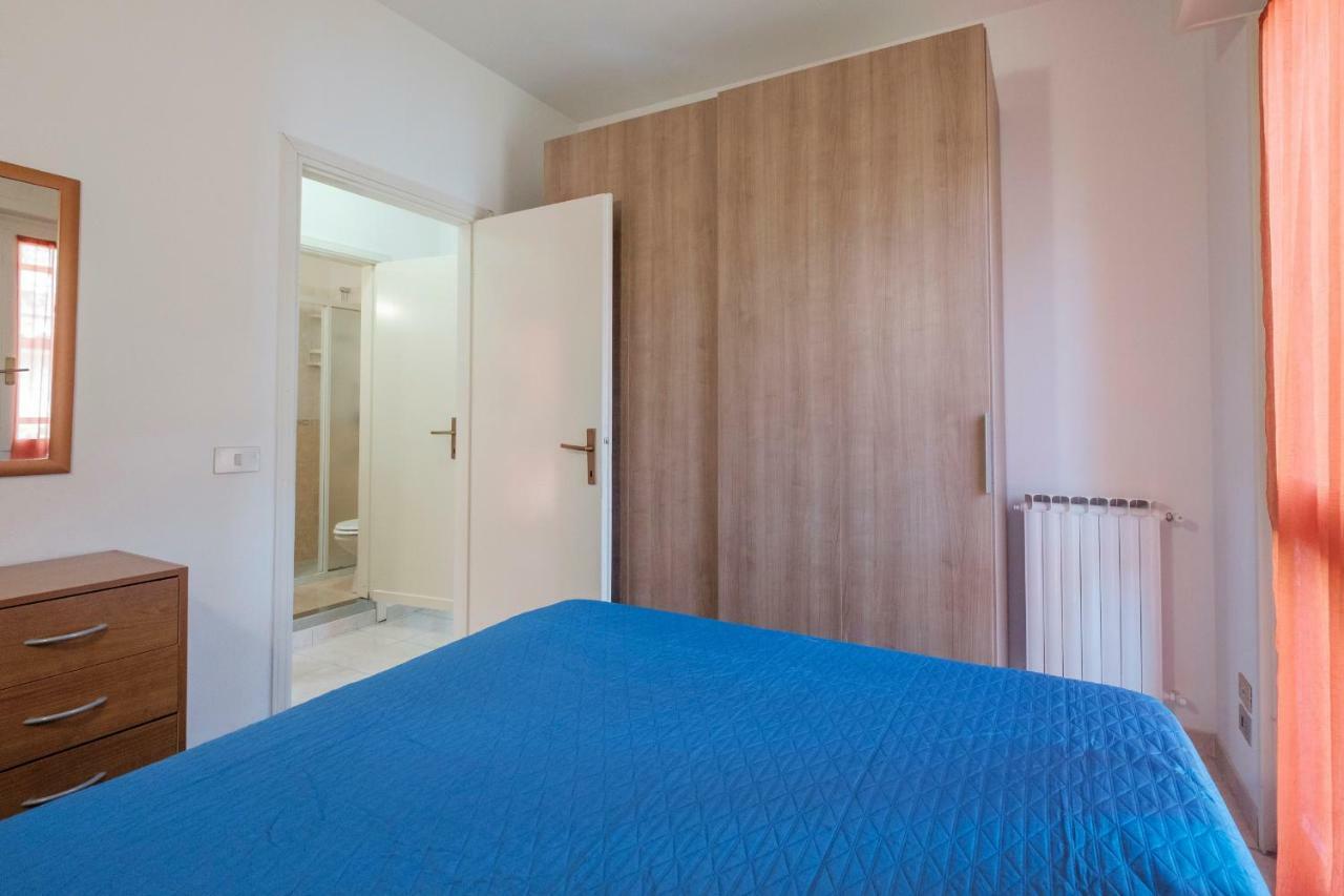 Residence Holiday Sirmione B8 Bagian luar foto
