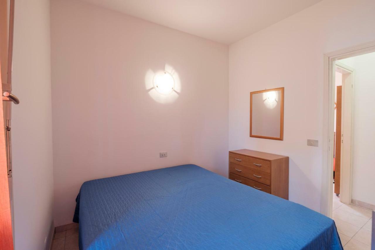 Residence Holiday Sirmione B8 Bagian luar foto